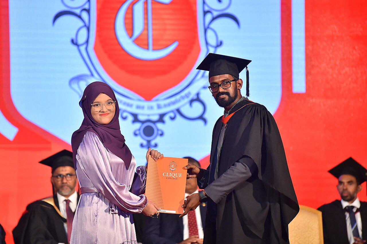 Clique College Graduation Ceremony 2023 (60)