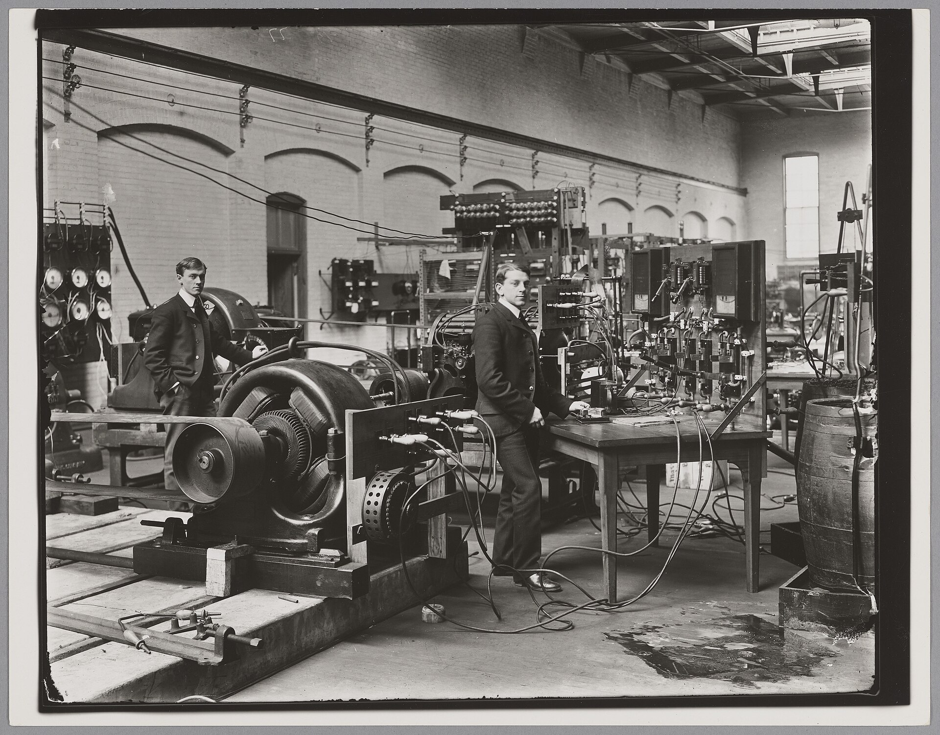 MIT dynamo room Boston campus c1895 original.jpg