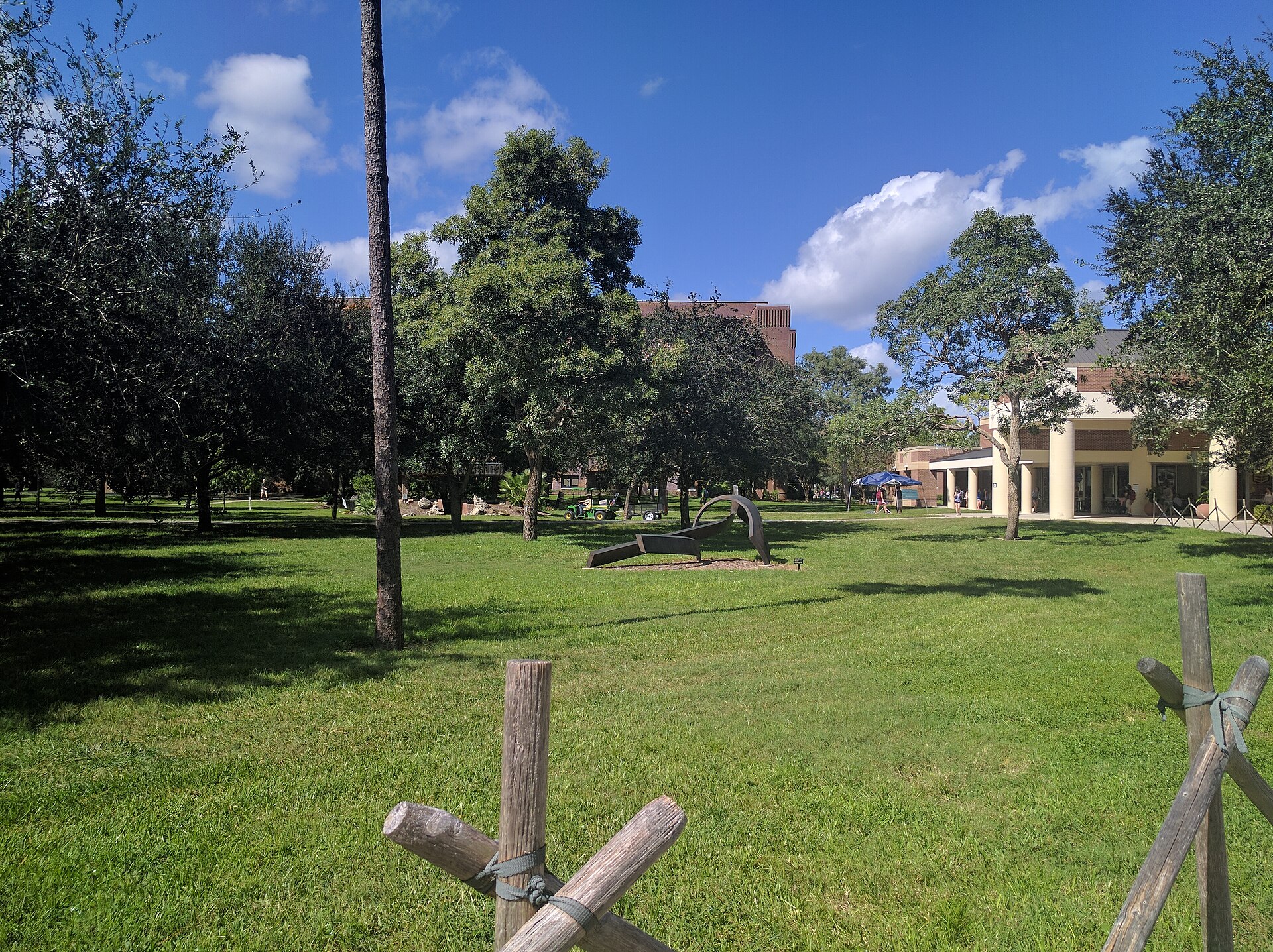 UCF Campus (29763417923).jpg
