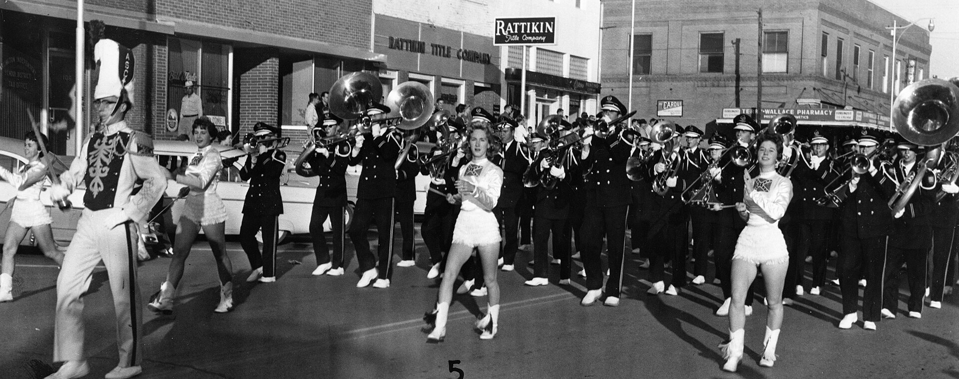 University of Texas at Arlington or Arlington State College marching band in downtown Arlington, Texas (10010664).jpg