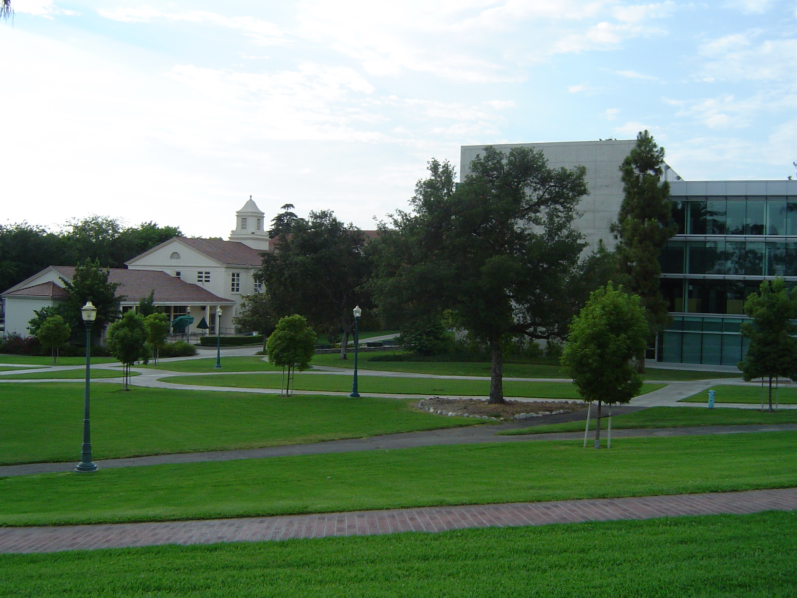 Whittier college.jpg