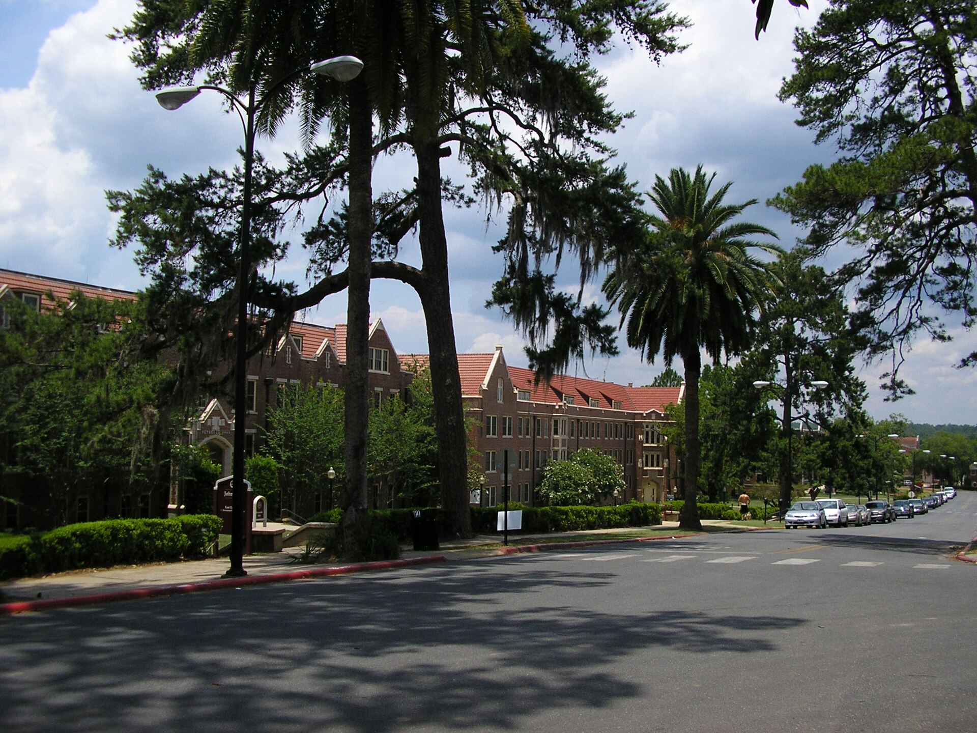 Florida State University residence halls.JPG